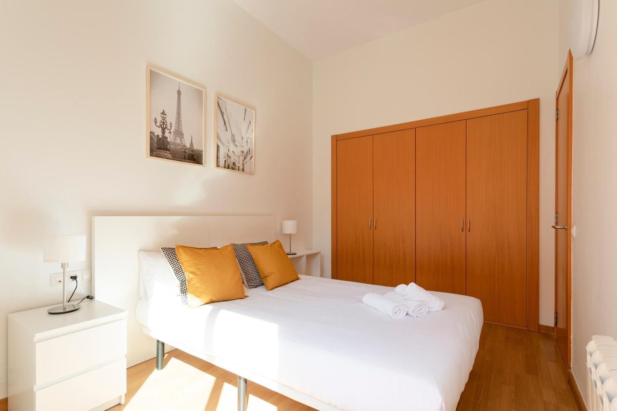 Ab North Barcelona Apartments Santa Coloma de Gramenet Экстерьер фото