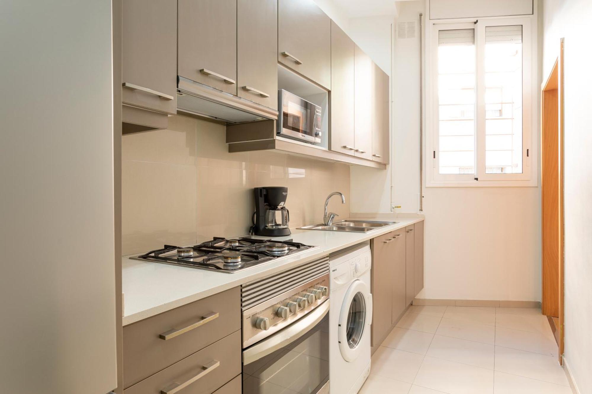 Ab North Barcelona Apartments Santa Coloma de Gramenet Экстерьер фото